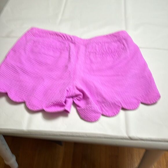 - LILLY PULITZER Pink Buttercup Shorts 4 - Picture 6 of 10